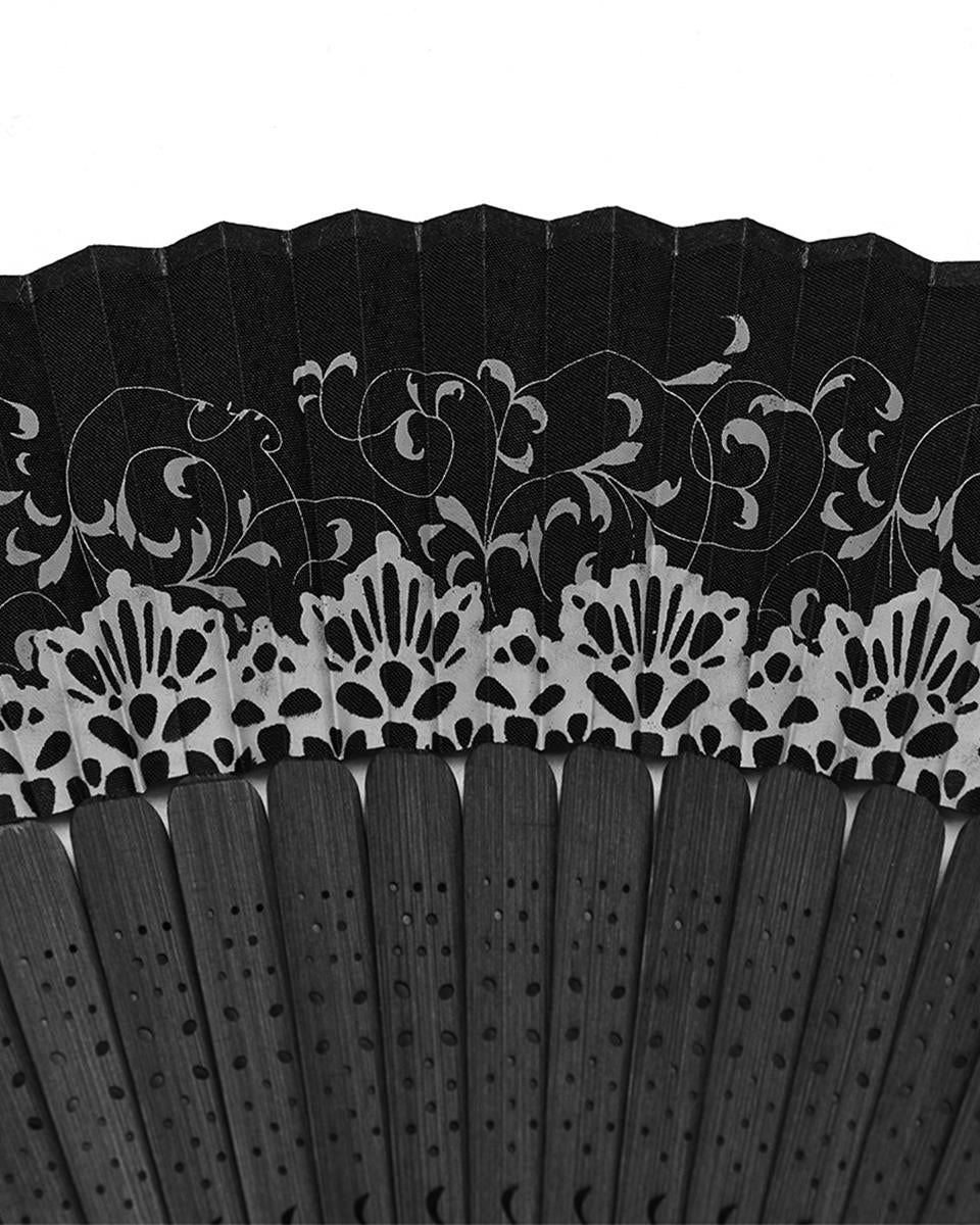 WS-574QTF-BKF Womens Folding Gothic Skull & Vines Fan - Black & White