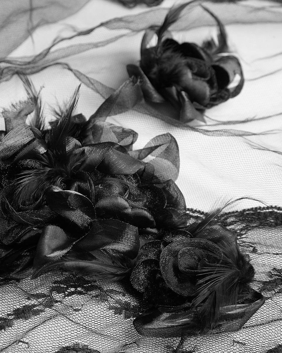 S-224 Black Rose Gothic Wedding Veil